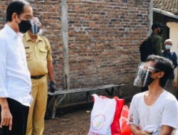 Presiden Joko Widodo Tinjau Kegiatan Vaksinasi di Deli Serdang Sumatera Utara