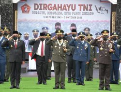 Bobby Nasution dan Gubsu Ikuti Upacara Peringatan HUT ke-76 TNI Bersama Pangdam I Bukit Barisan