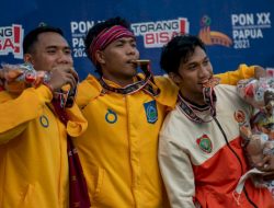 Zohri Raih Emas Lari 100 Meter PON XX