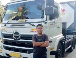 Supir Truk Container Tanjung Priok Tolak Kenaikan Harga BBM
