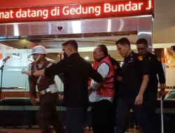 Politikus PDIP Ismail Thomas Jadi Tersangka Langsung Ditahan