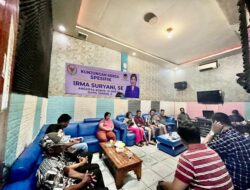 Irma Suryani Kunjungi Korban Banjir Kabupaten Lahat Sumatera Selatan