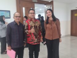 Dude Harlino Digugat Oleh Korban DSI  Melalui Kuasa Hukumnya Parluhutan Simanjuntak